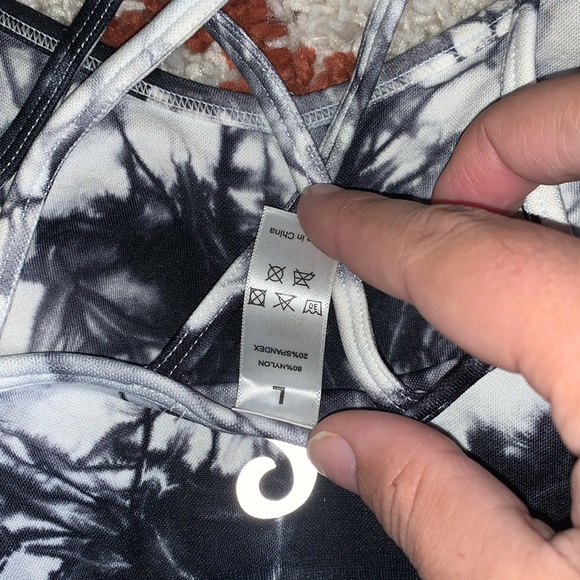 NWOT- Fitness Swank- Workout Set- Sz Lrg- Blk & Wht Marble (GymShark Comparable) - Picture 8 of 10